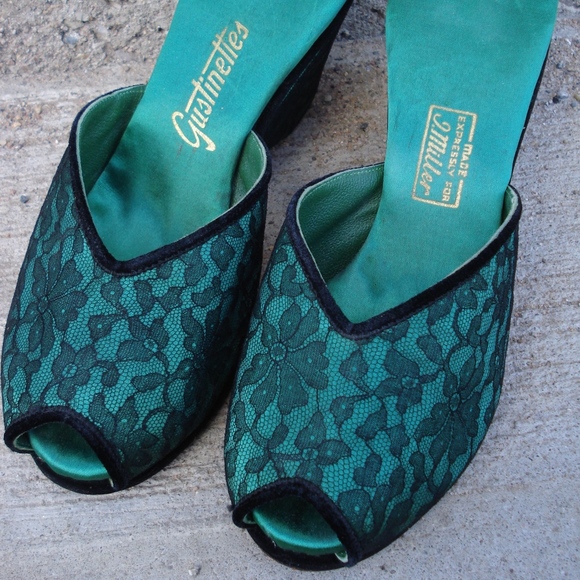 Vintage Shoes - Vintage 1950s Green Satin Slippers Sz 7